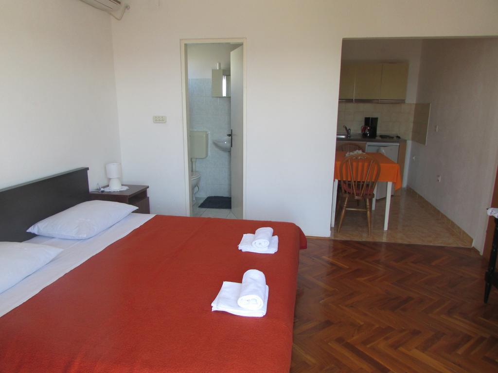 Apartments Jasen Maslenica Zewnętrze zdjęcie